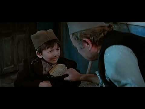 Emotivna scena iz pekare - film Uzicka Republika ( Zarko Jokanovic i Petar Prlicko)