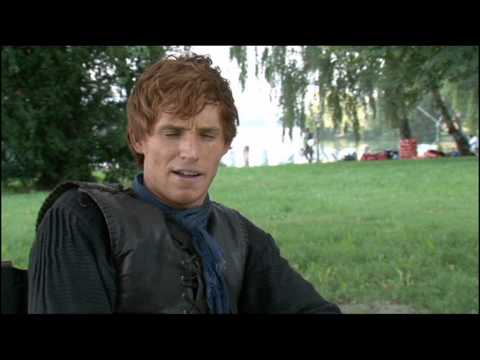 Die Säulen der Erde - Eddie Redmayne im Interview