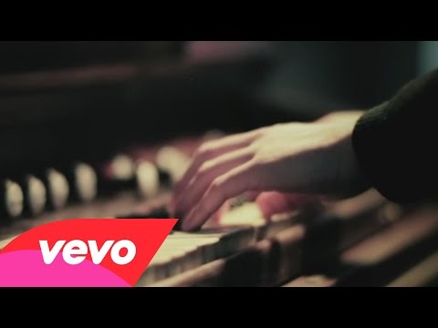 Maryland - Red Boots