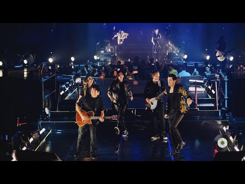 Bacilos ft. 2000s Pop Tour - Caraluna ( Intro ) |  Arena Monterrey