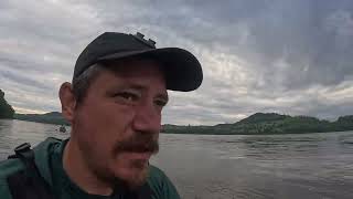 Acampamento em uma ilha do Rio Uruguai depois  de passar por Mondaí.