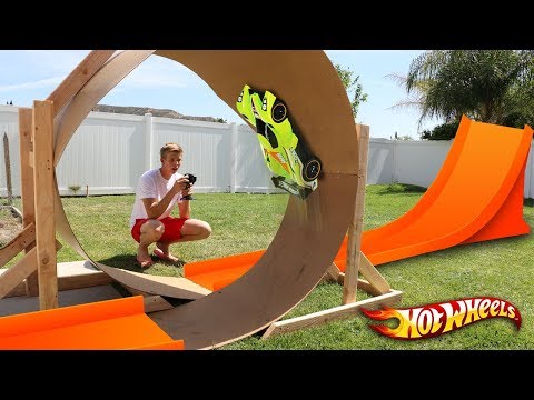 GIANT Backyard RC Hotwheels Track w/ LOOP Video