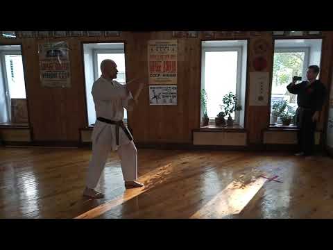 Kaatin no kun Ryuei ryu Kobudo  剛柔流国際空手古武道連盟 Goju ryu Kokusai karate Kobudo Renmei. Sensei Voloshkin