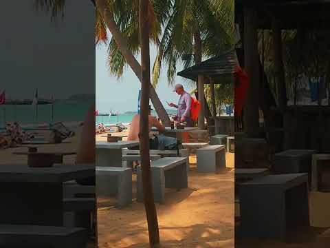 @Fernando’s beach🌊 #travel #restaurant #ocen #beautifulview