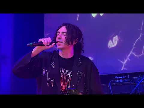 uxknow — Не вернусь назад (10.11.23, @Ласточка, Санкт-Петербург)