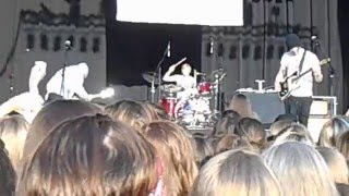 She Ain&#39;t You - New Hollow