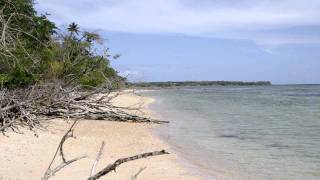 preview picture of video 'Canoe Bay Beach 22.04.2011 Tobago Caribbean (HD)'