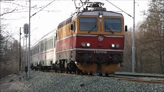 preview picture of video 'Mimoilaženje HŽ vlakova 8050 i B 745 na pruzi Zagreb-Dugo Selo. Croatian Railways 2015.'