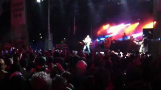 Common - Chi City/Get &#39;Em High (Live)