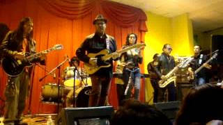 Smooth Operator - Robin Banerjee with Vintage Soul Band (Huancayo)
