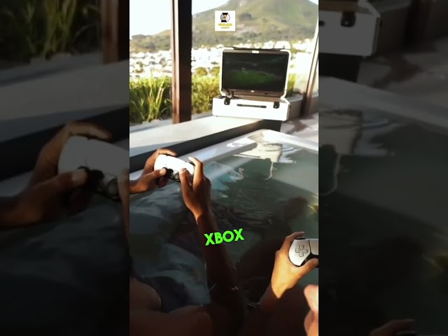 Vídeo relacionado con Puckator Coussin de Voyage Relaxeazzz Peluché 2-en-1 Avec Masque Yeux Game Over - Console de Jeu Vidéo Marca
