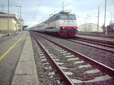 E444R 101 in testa all' IC 588