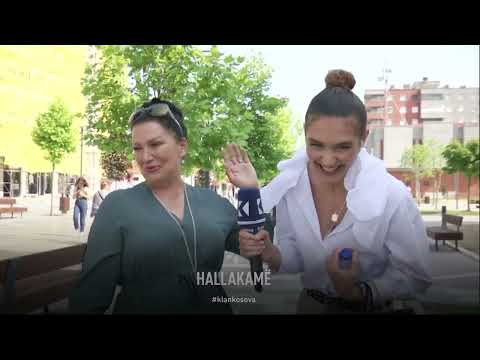 Cilën këngë e këndoni në dush? Qytetarja befason me zërin e saj!