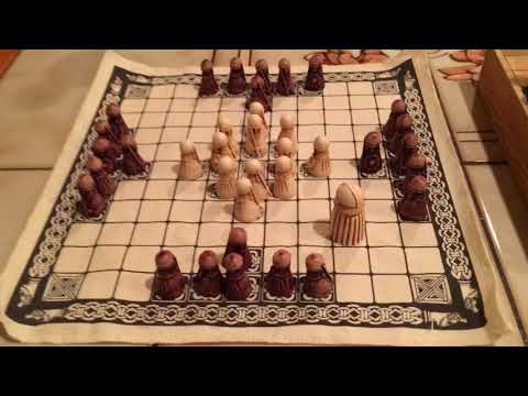 Hnefatafl and Tablut:  Intro to Tafl Games