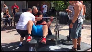 О мастере спорта международного класса по пауэрлифтингу