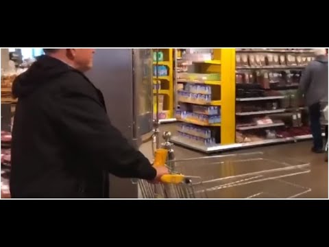 Mężczyzna miał minutę, żeby zrobić dowolne darmowe zakupy. Nie mieści się w głowie, jak się zachował