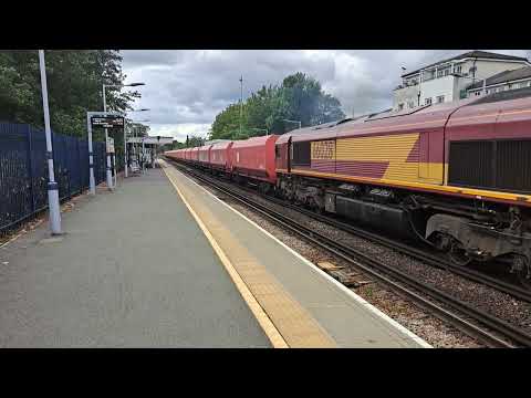 DB Cargo Class 66 (66028) passes Lee with the 6Y63 Hither Green Down Recep - Angerstein Wharf.