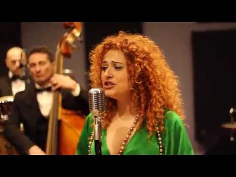 Annalia & That's It - Señorita