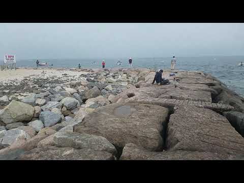 image-What are the best beaches in Hampton Bays? 