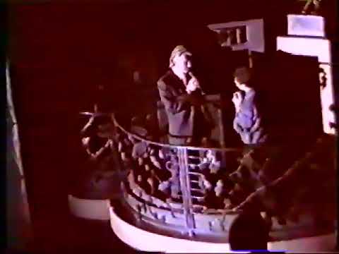 Johnny à l'avant-première du film "La Gamine" (21.04.1992)