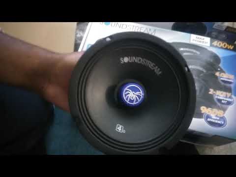 Unboxing Soundstream SM.650 and SM.650C