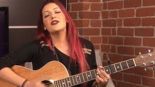 Exclusive: Davina Leone Performs Acoustic Version of &quot;Perfectly&quot;