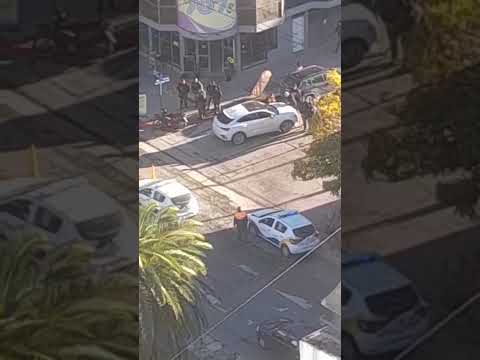 Jueves accidentado en bulevar Alvear y Corrientes