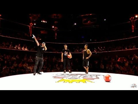 [SEMIFINAL-1]  MICHRYC(POLAND) VS BOYKA(COLUMBIA) || KING OF FREESTYLE 2018