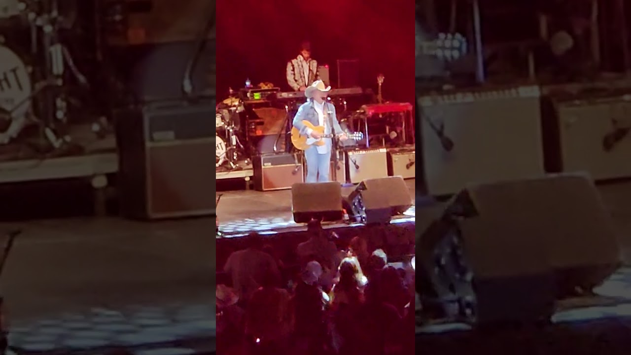 dwight yoakam live at rio rancho event center