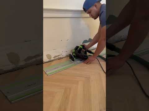 Herringbone borders #flooringexperts #herringbone #woodborders