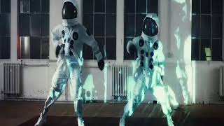 INTERNATIONAL BLUE - Manic Street Preachers (meets "Gagarin" - Public Service Broadcasting)