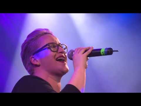 Martina Breznik - VALERIE -  MADE IN UK - Krebshilfe Benefizkonzert - KBAS 2017