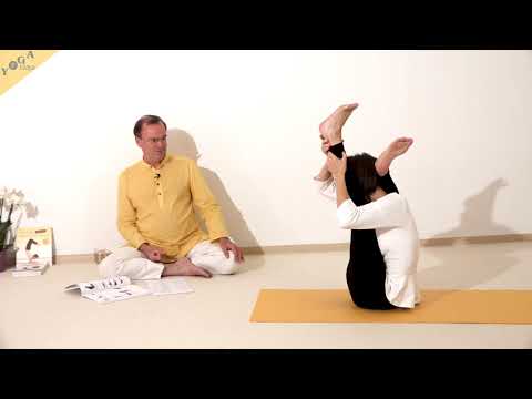 Fuß vor- und-hinter-dem Kopf-Stellung - Eka Pada Shirasana Variation - Yoga Asana Lexikon