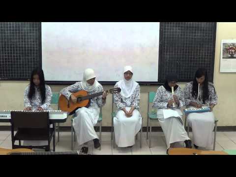 download lagu mp3 mp4 Ansambel Musik Laskar Pelangi, download lagu Ansambel Musik Laskar Pelangi gratis, unduh video klip Ansambel Musik Laskar Pelangi