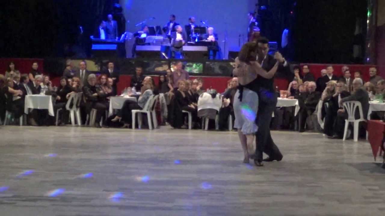 Oscar Hector "Pareja de Tango" (Tango) "Qué Solo Estoy" Evento (Viernes 07-06-13)