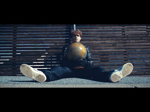 Suncraft - Flat Earth Rider (Official Music Video)