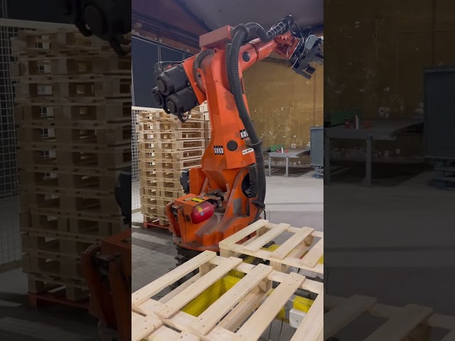 1198992 Industrial robot KUKA