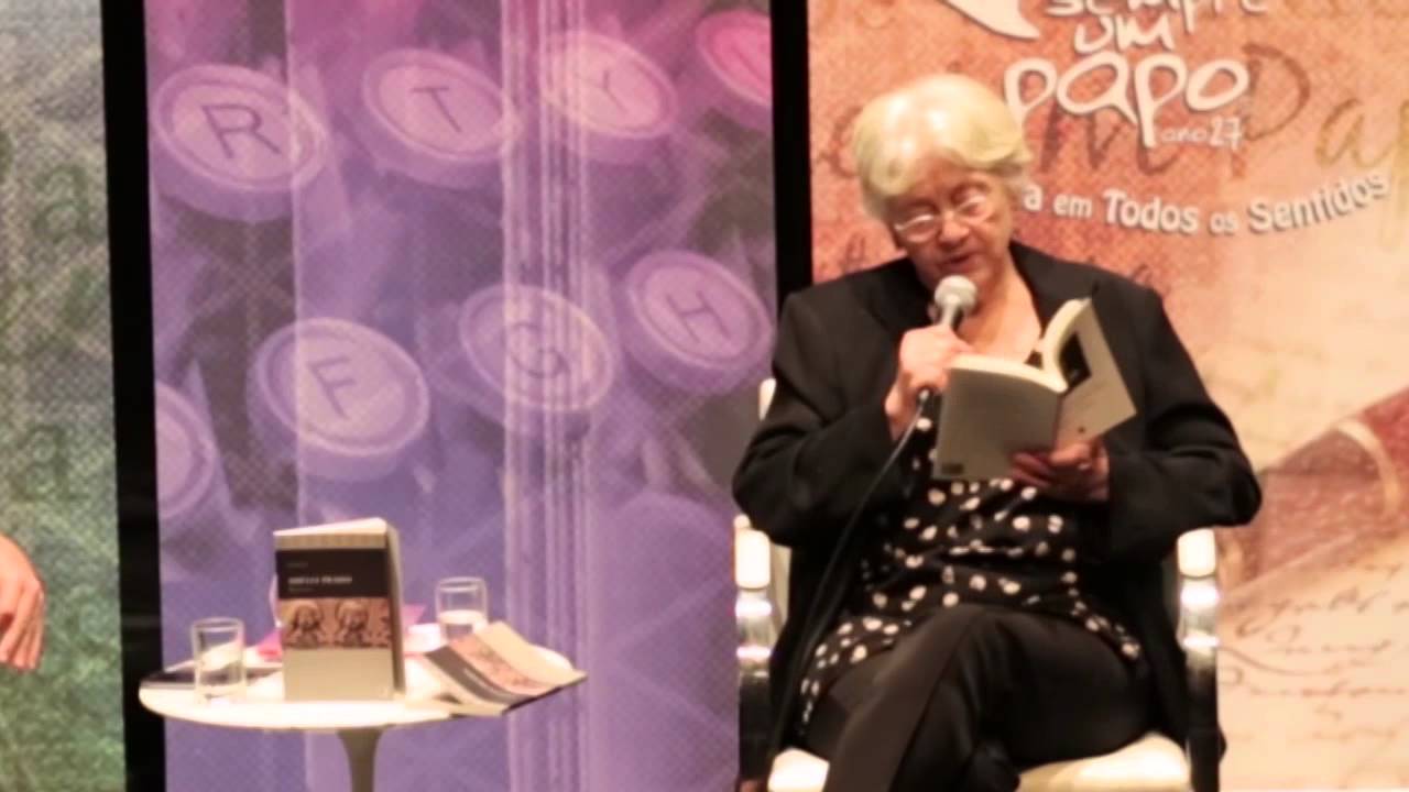 Adélia Prado no Sempre Um Papo 2014 - Sesc Vila Mariana SP