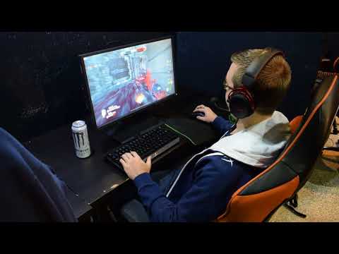 DreamHack Tours 2018 - Quake Champions - Liquid DaHanG and rapha playing