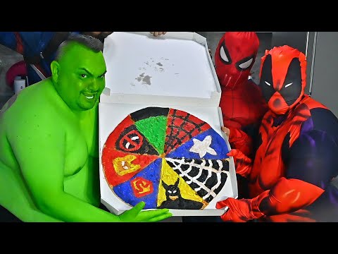 Superheroes Pizza Cut