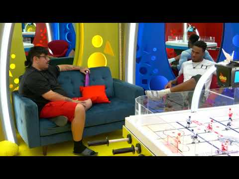 Feeds 1,2 Apr18 06:15pm