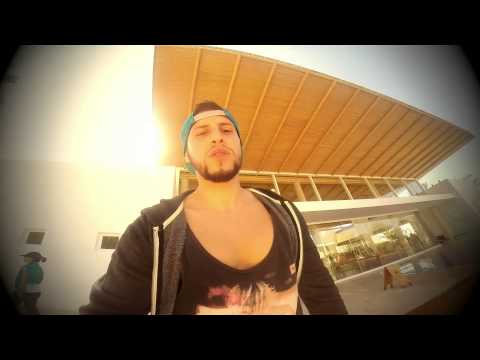 Kinky Bwoy - Reggae Warrior / Paracas - Perú