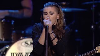 APMAs 2015: PVRIS perform &quot;My House&quot; with Tyler Carter [FULL HD]