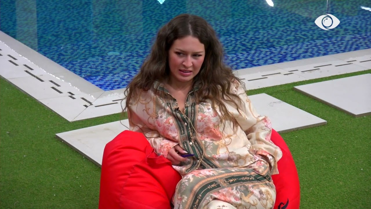 “Po bëjnë lojë të shpifur…”/ Juli-Gracianos: Mos është futur dhe Meritoni