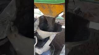 Mobile concrete batching plant