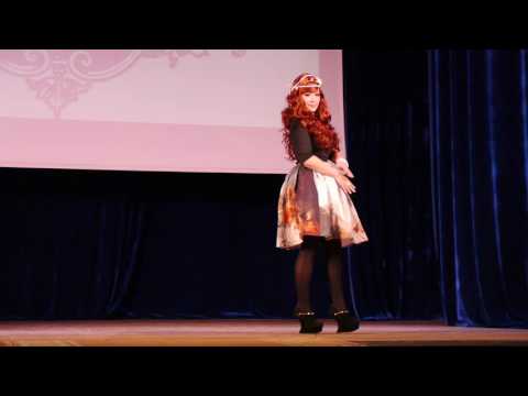 1 4 1  Показ европейского инди бренда Eat Me Ink Me