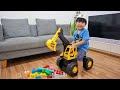 Kyo Punya Mainan Beko Excavator Yang Besar