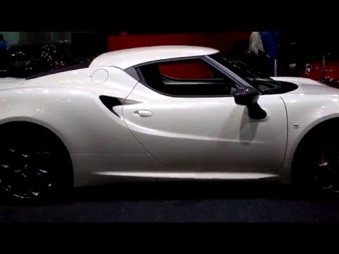 White Alfa Romeo 4C In America !