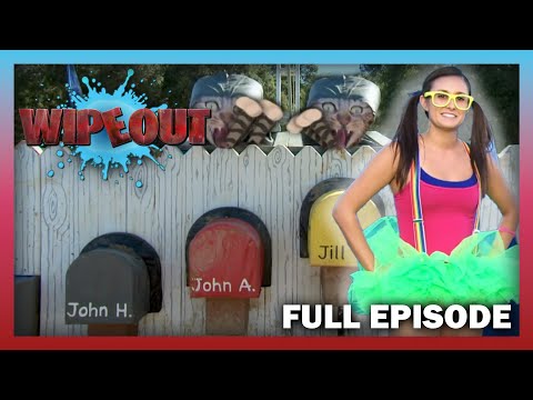 Allison Clowns Around The Course | Full Episode | Wipeout USA | S6 E2