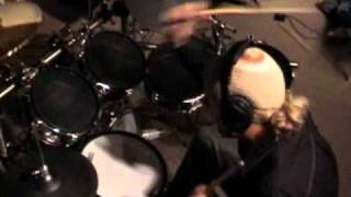 Video thumbnail for Morgan Ågren recording MIDI for the Vintage Rock EZX® by Toontrack